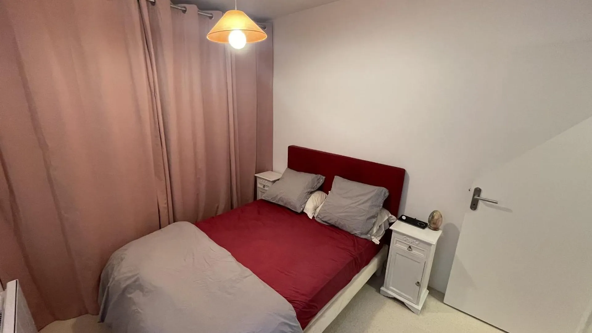Quiet And Charming 30 M Apartment Párizs